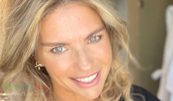 Martina Colombari #InstaFitBio