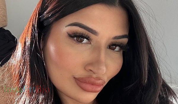 Melissa Stefoulis #InstaFitBio