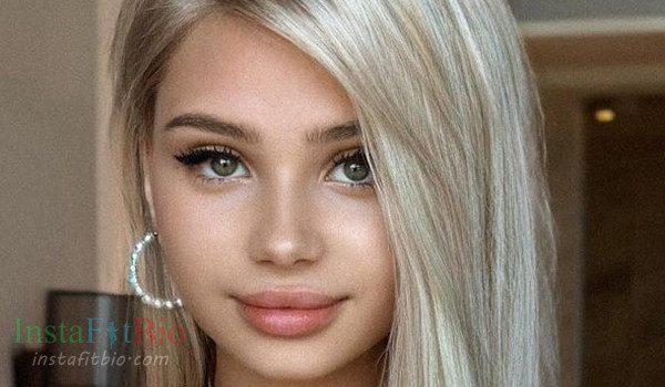 Nastasia Still #InstaFitBio