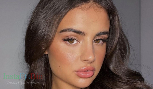 Desi Tz #InstaFitBio