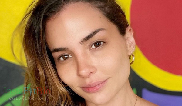 Natalia Velez #InstaFItBio