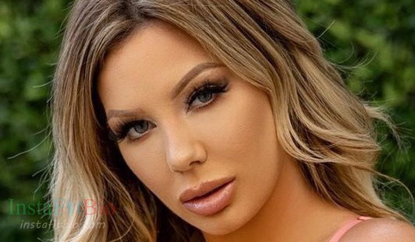 Rebecca Lynn #InstaFitBio