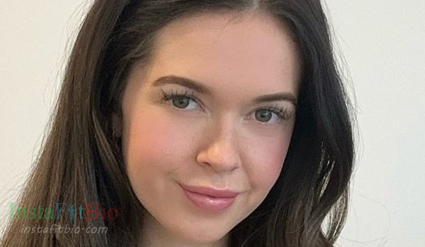 Rose Florence #InstaFitBio