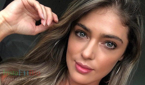 Sara Builes #InstaFitBio