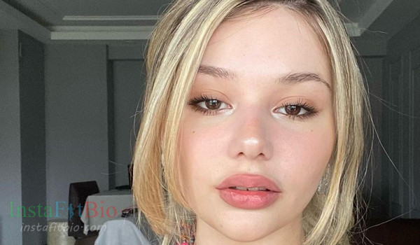 Selen Ozder #InstaFitBio