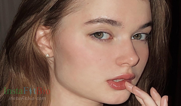 Anastasia Kochetova #InstaFitBio