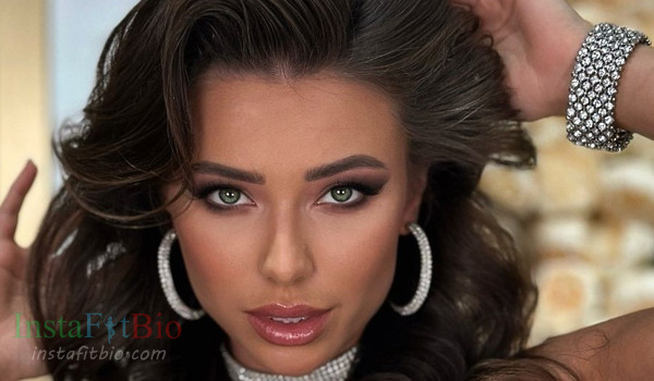 Anna Klingenberg #InstaFitBio