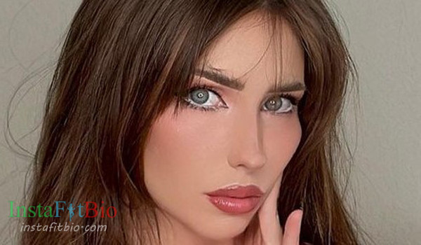 DJenelle #InstaFitBio