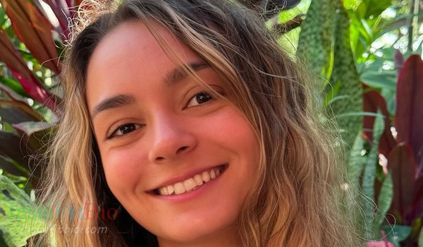 Kirstentoosweet #InstaFitBio