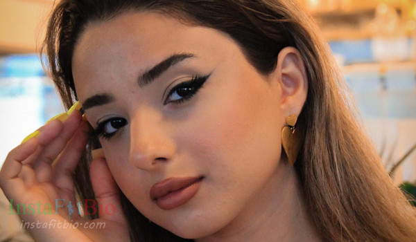 Laman Dargahova #InstaFitBio