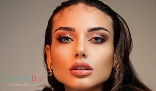 Marika Ferrarelli #InstaFitBio