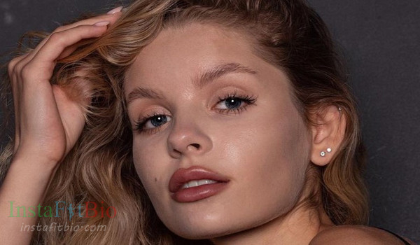 Samadhi Amour #InstaFitBio