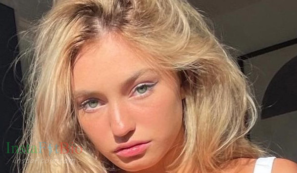 Skylar Rae #InstaFitBio