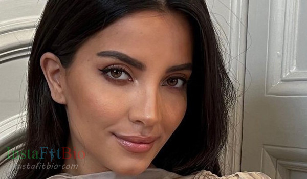 Stephanie Abu Sbeih #InstaFitBio