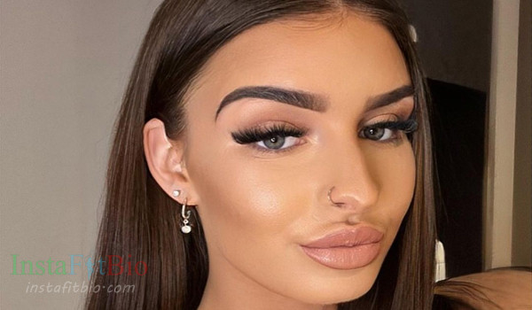 Tyla Cook #InstaFitBio