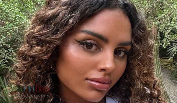 Zahra Louise #InstaFitBio