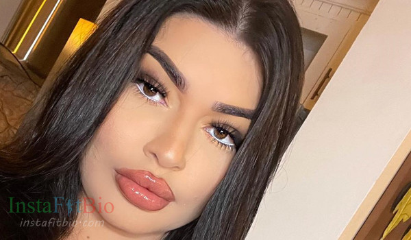 Andrea Carolina #InstaFitBio