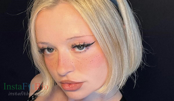 Jackie Jane #InstaFitBio