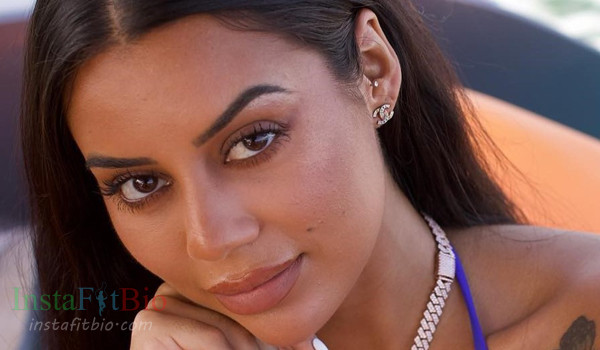 Kessia Mellow #InstaFitBio