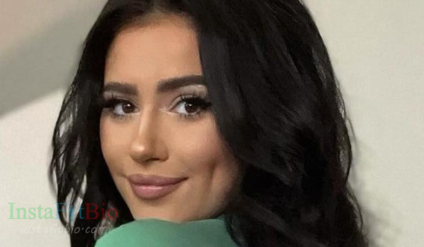 Meg Riley #InstaFitBio