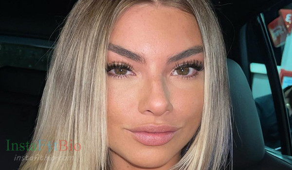 Sabrina Nic #InstaFitBio