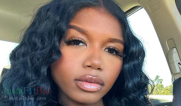 Sikira Valle #InstaFItBio