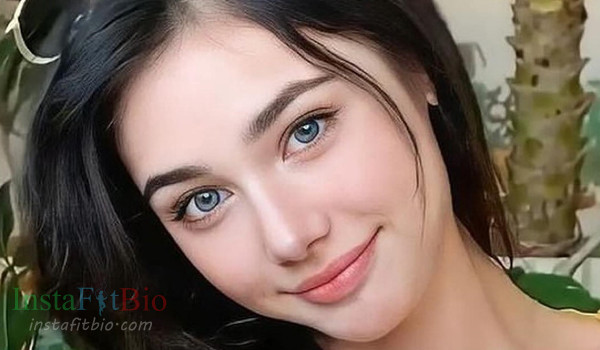 Stella Wilson #InstaFitBio