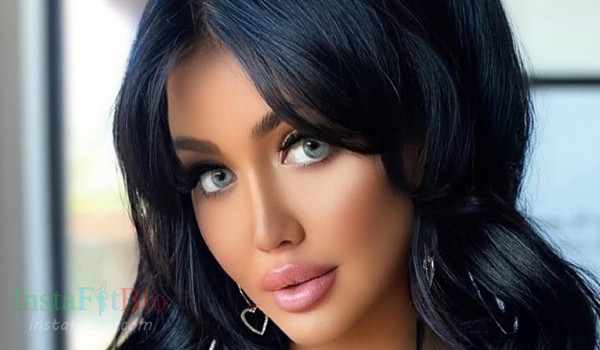 Becky Hudson #InstaFitBio