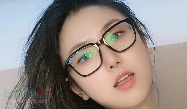 Qiaoniu #InstaFitBio