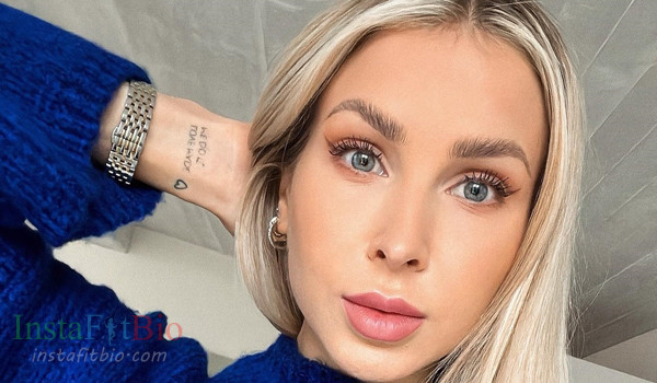 Kristin Schwan #InstaFitBio