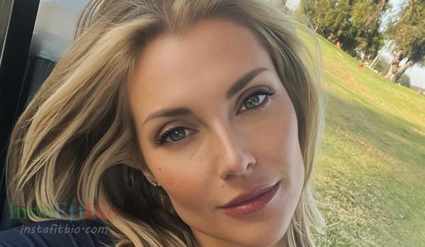 Paige Nicole Johnson #InstaFitBio